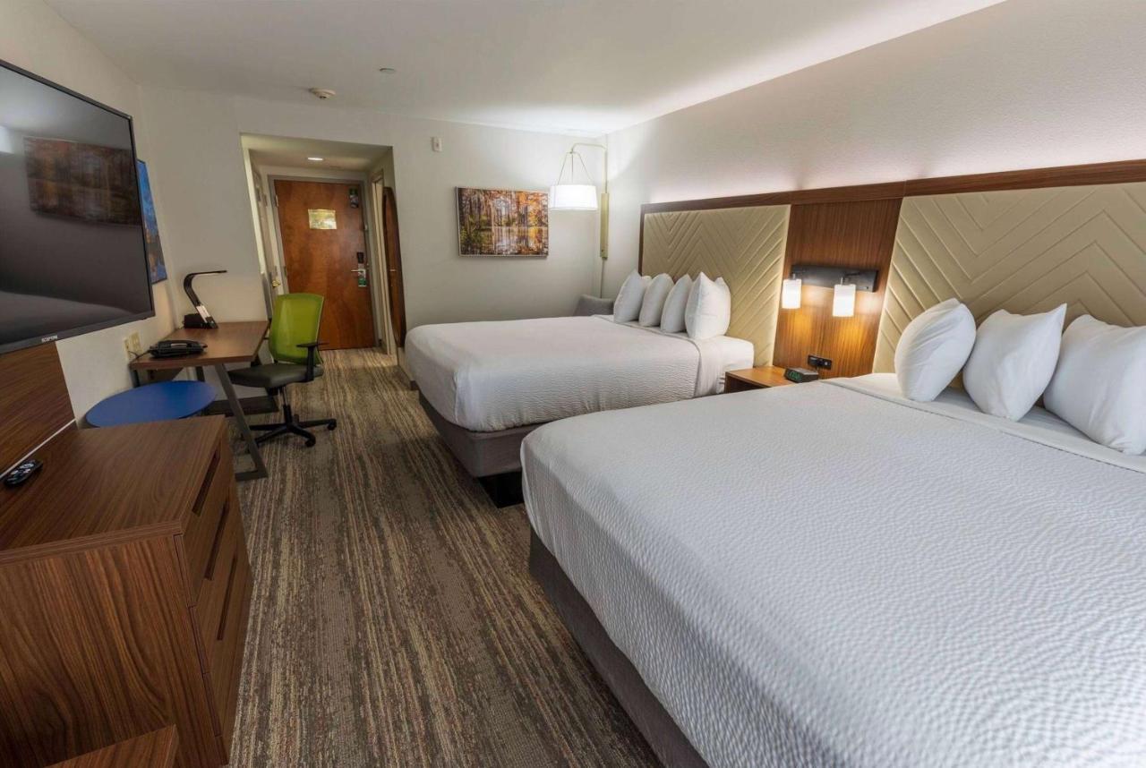 Wingate By Wyndham Lafayette Airport Hotel Exterior photo